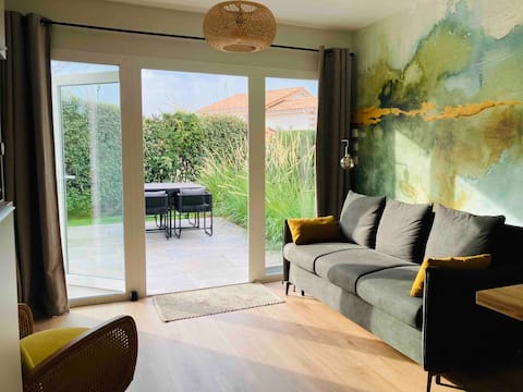 Top Airbnb: Le Clos de Jade 3* garden & shared swimming pool à Loire Atlantique