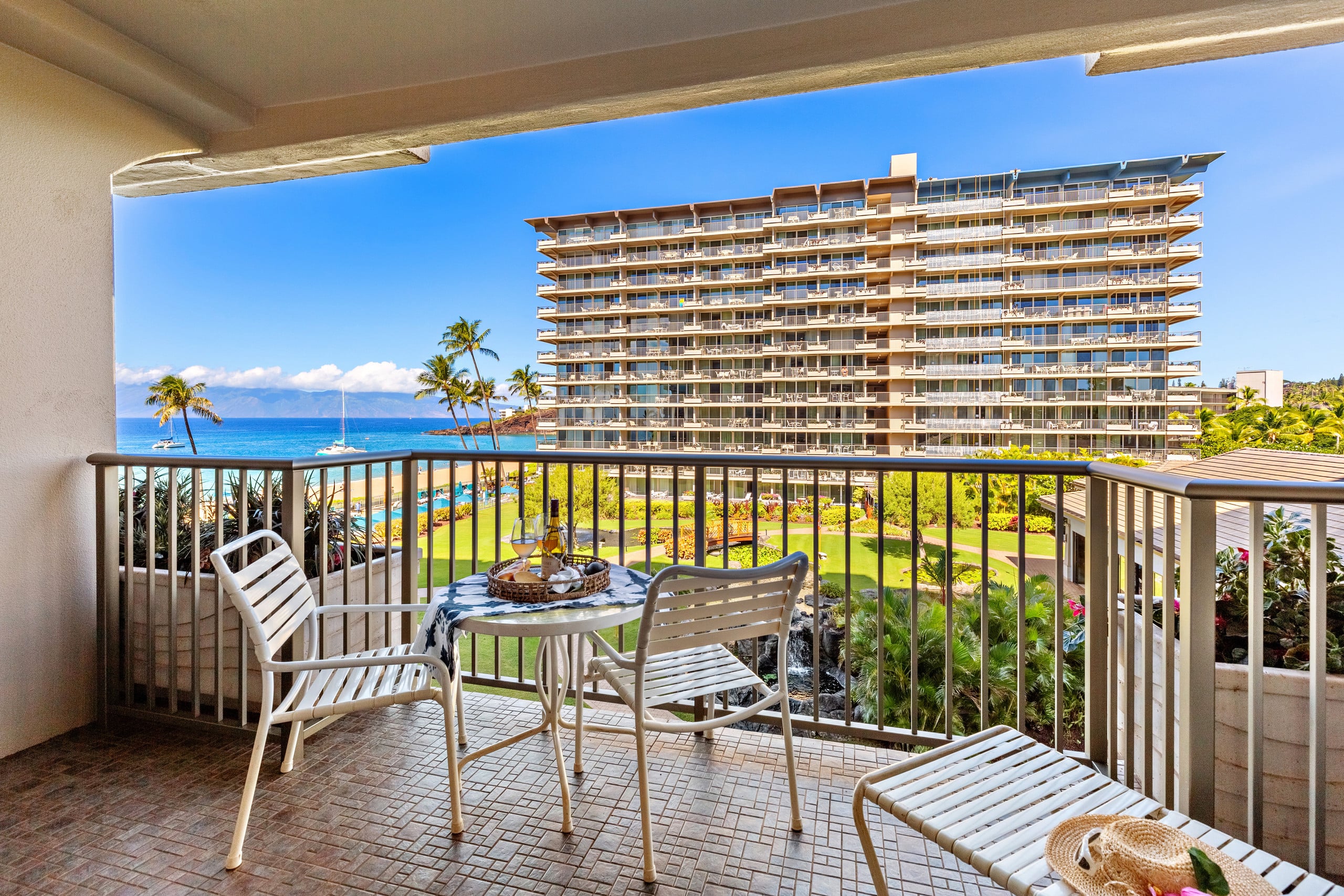 Ocean View steps from beach, dining, shopping 464 - Image 5