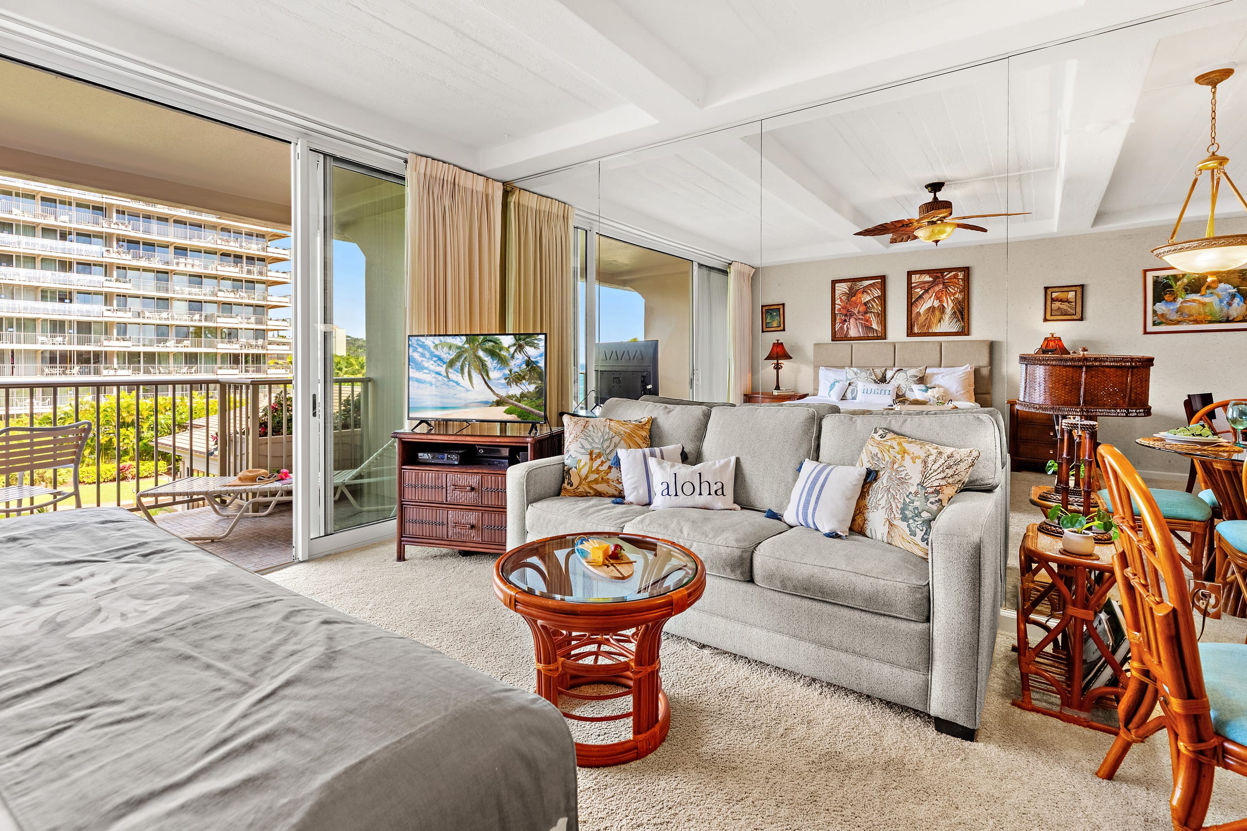 Ocean View steps from beach, dining, shopping 464 - Image 9