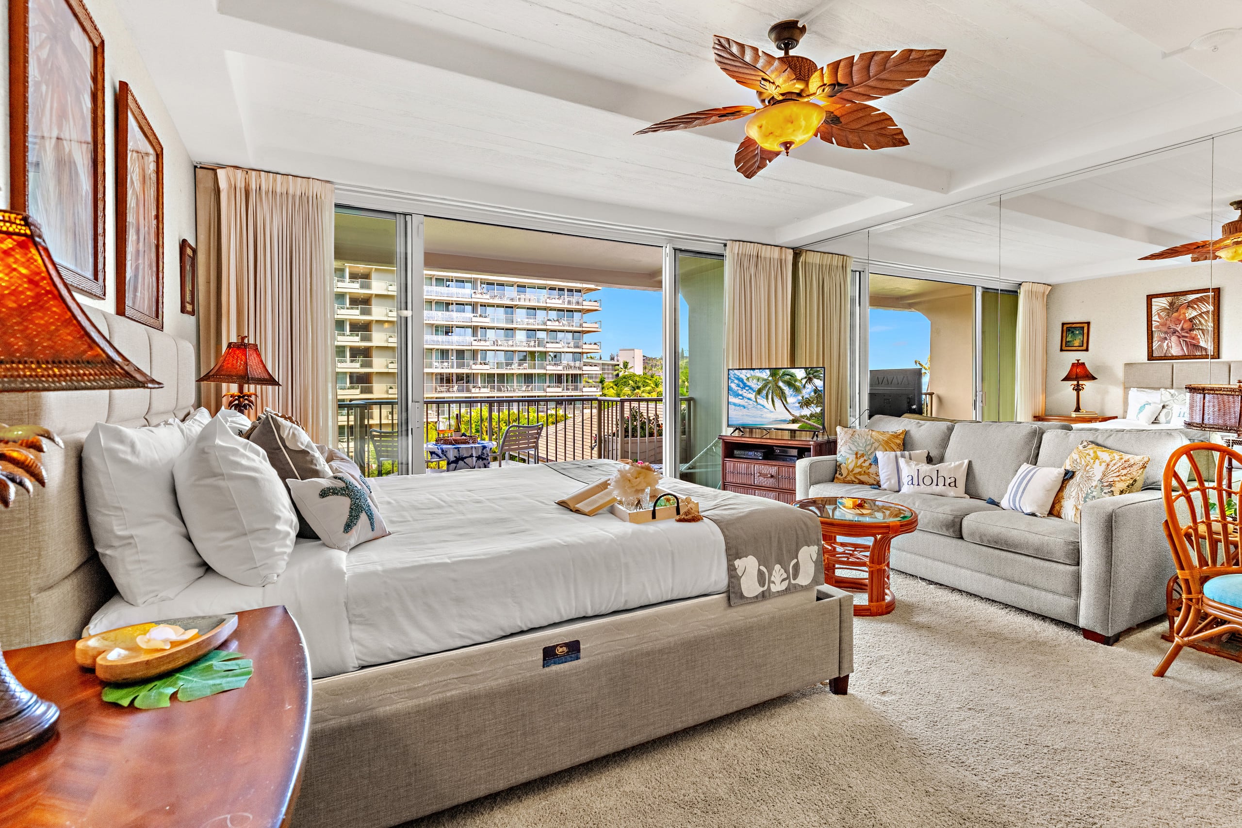 Ocean View steps from beach, dining, shopping 464 - Image 11