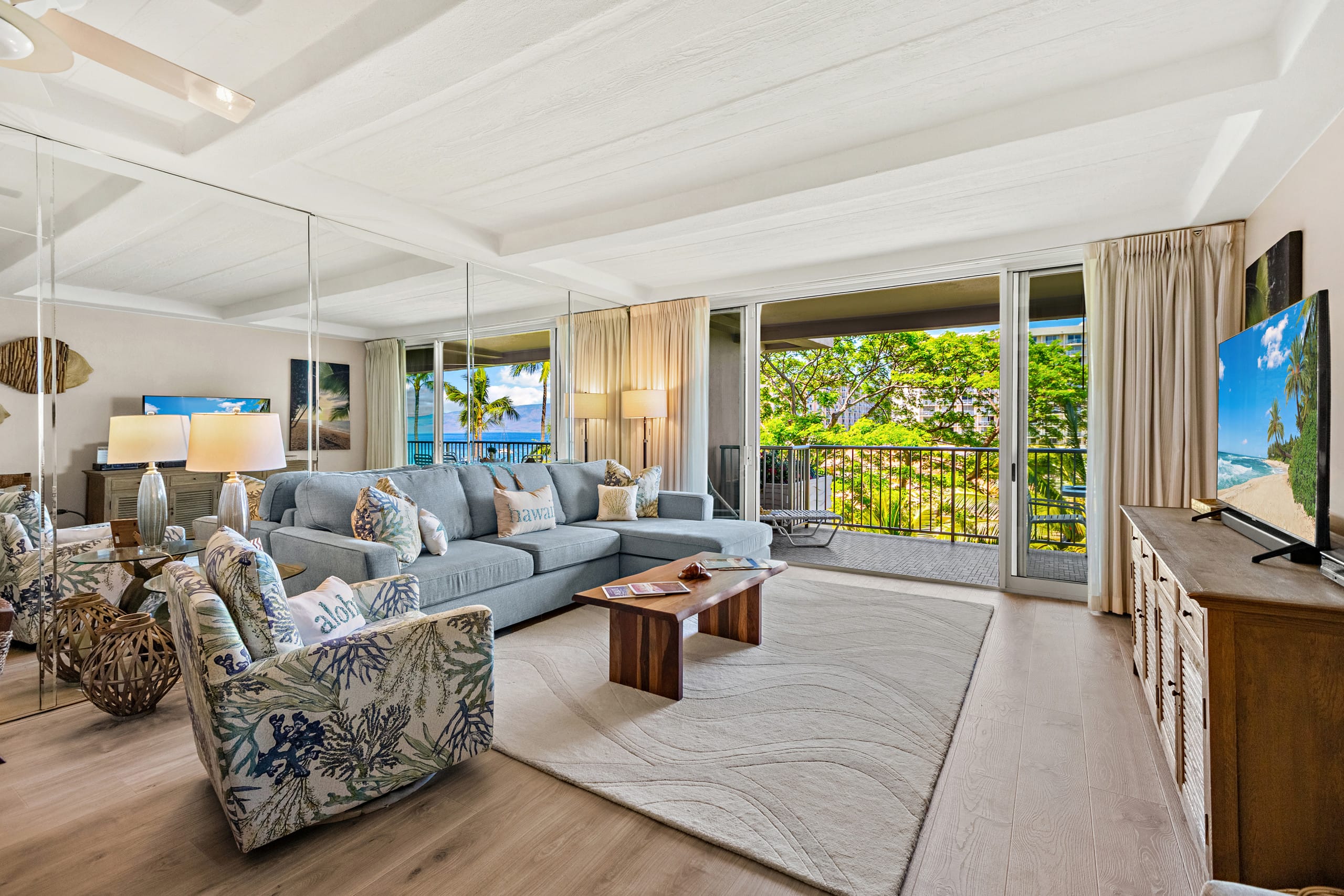 Ocean View steps from beach, dining, shopping 559 - Image 5