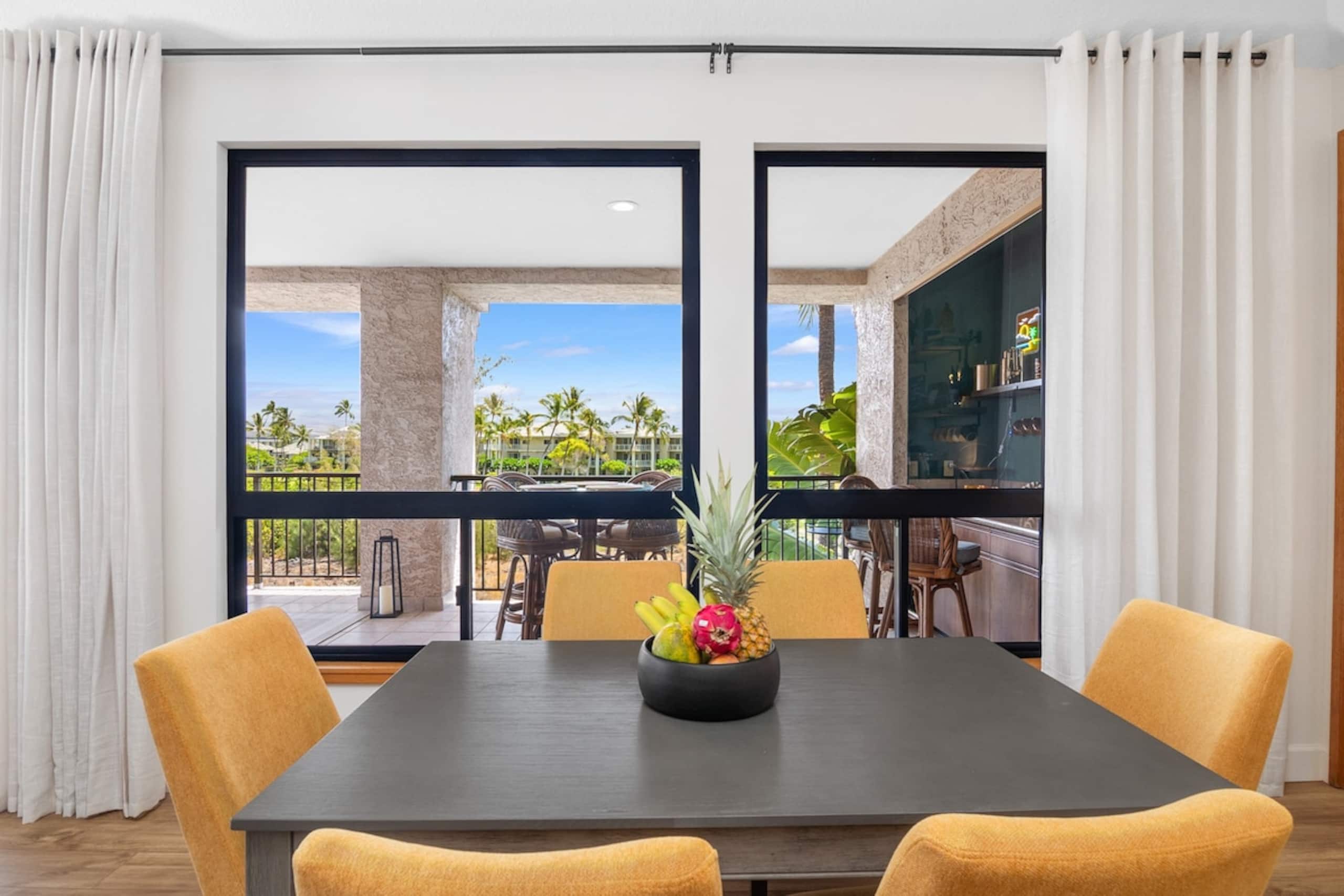 Ocean View Penthouse, King beds, New AC - Photo 56