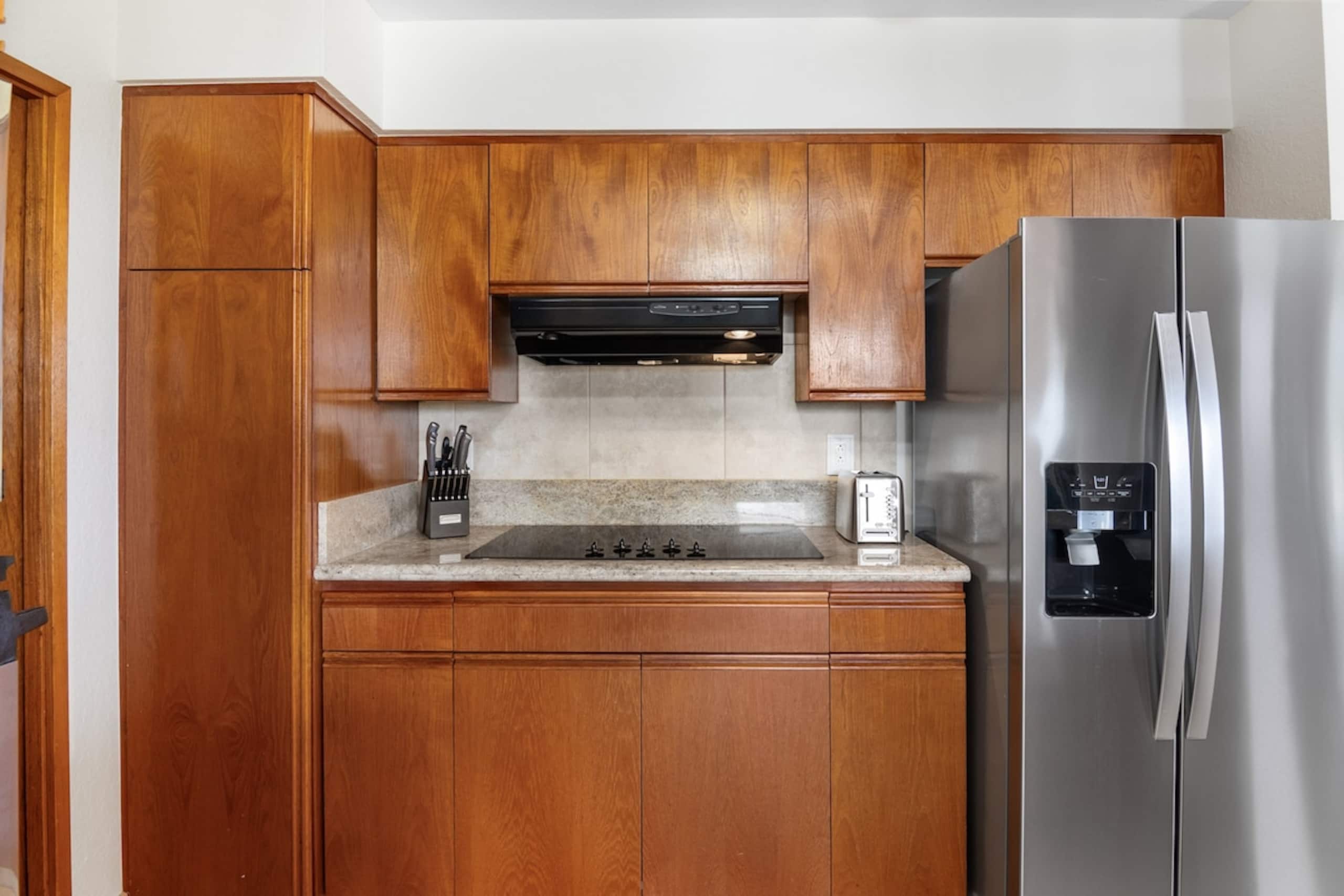 Ocean View Penthouse, King beds, New AC - Photo 49