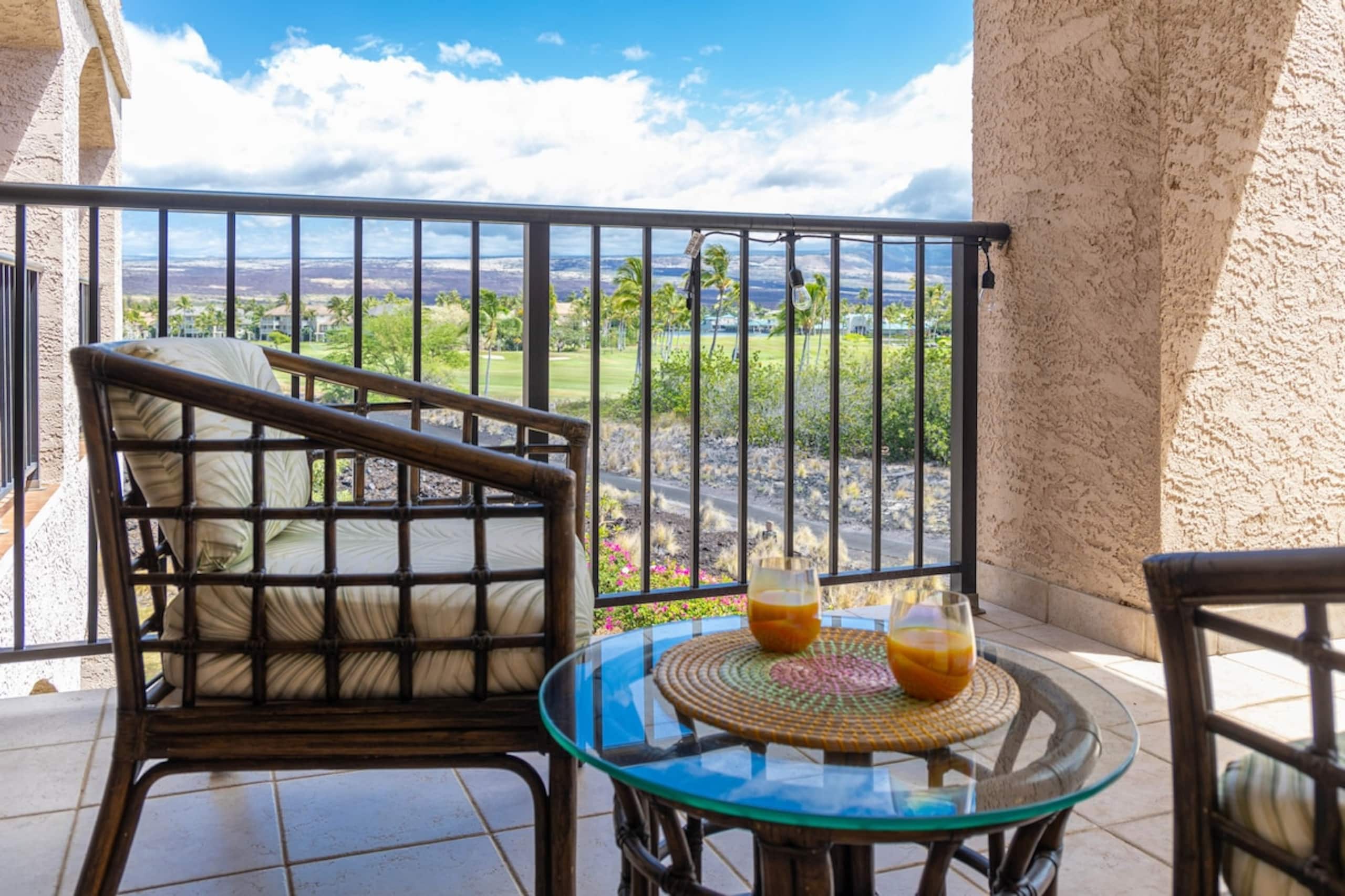Ocean View Penthouse, King beds, New AC - Photo 111
