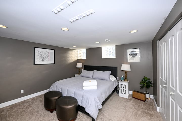 Schlafzimmer 1 auf der unteren Etage