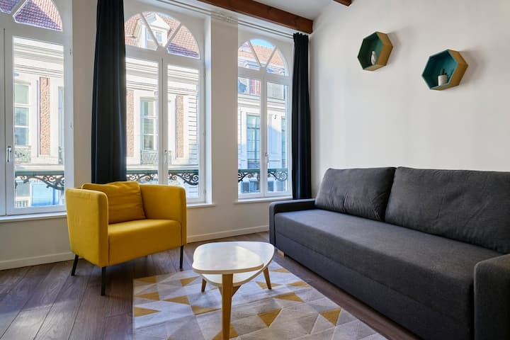 T2 Avec Beau Séjour En Plein Cœur Du Vieux Lille - Rijsel