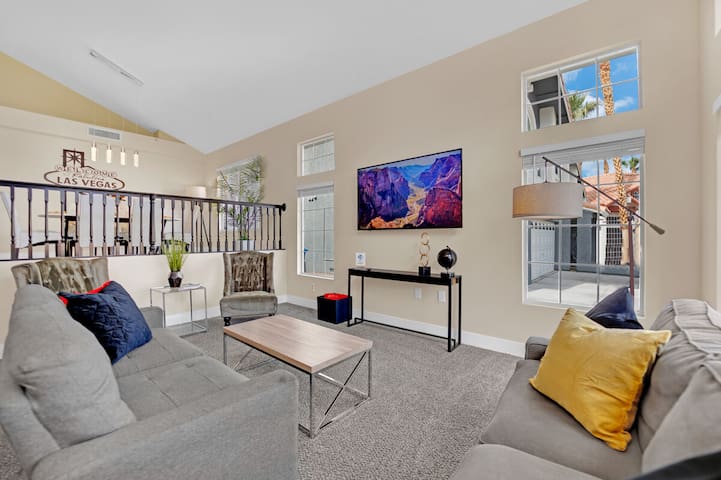 Games Zone Retreat: 5BR Villa w Sunny Backyard gallery image 2