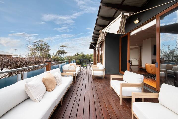 Cedar Views in McCrae gallery image 3