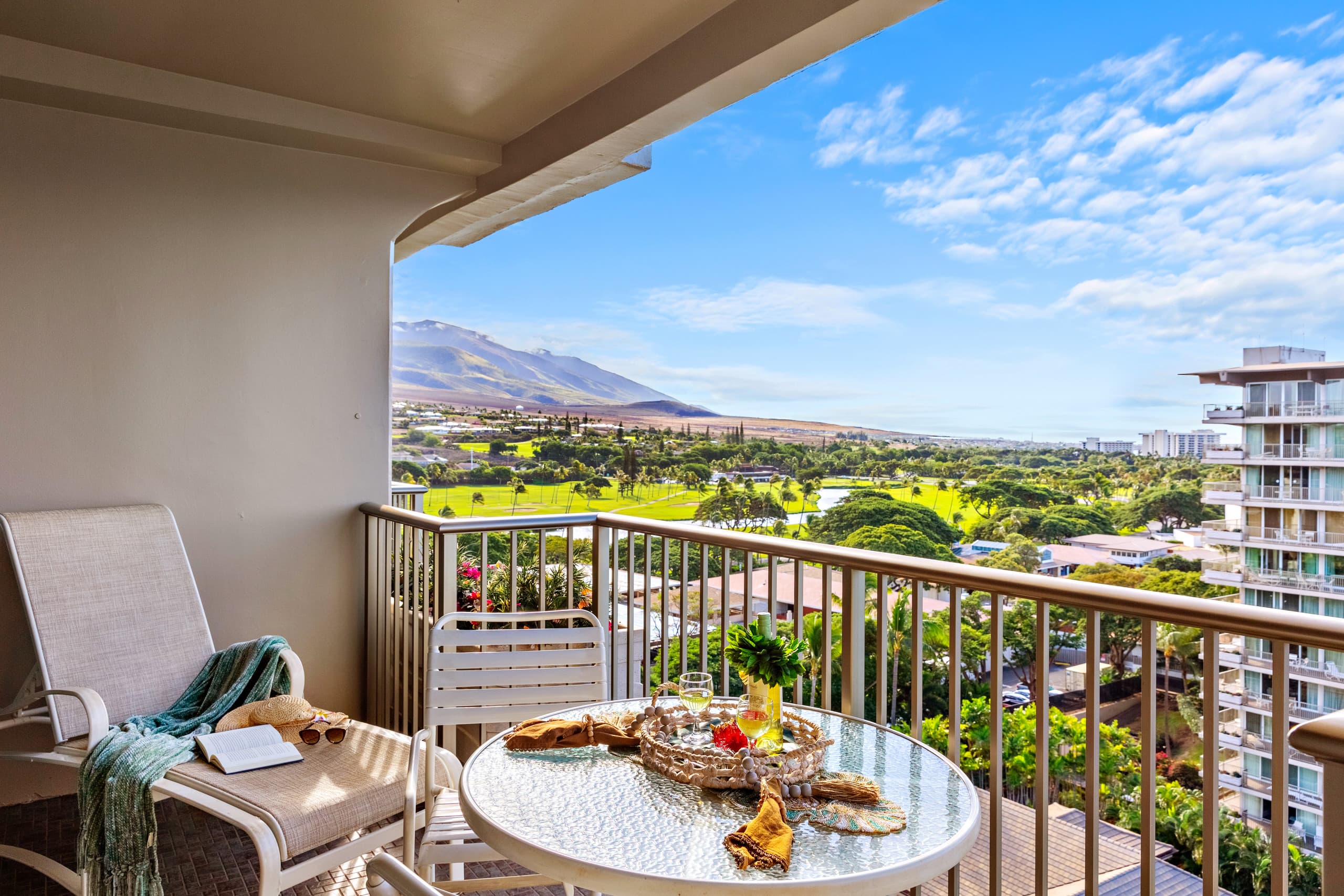 Ocean View steps from beach, dining, shopping 1113 - Image 7