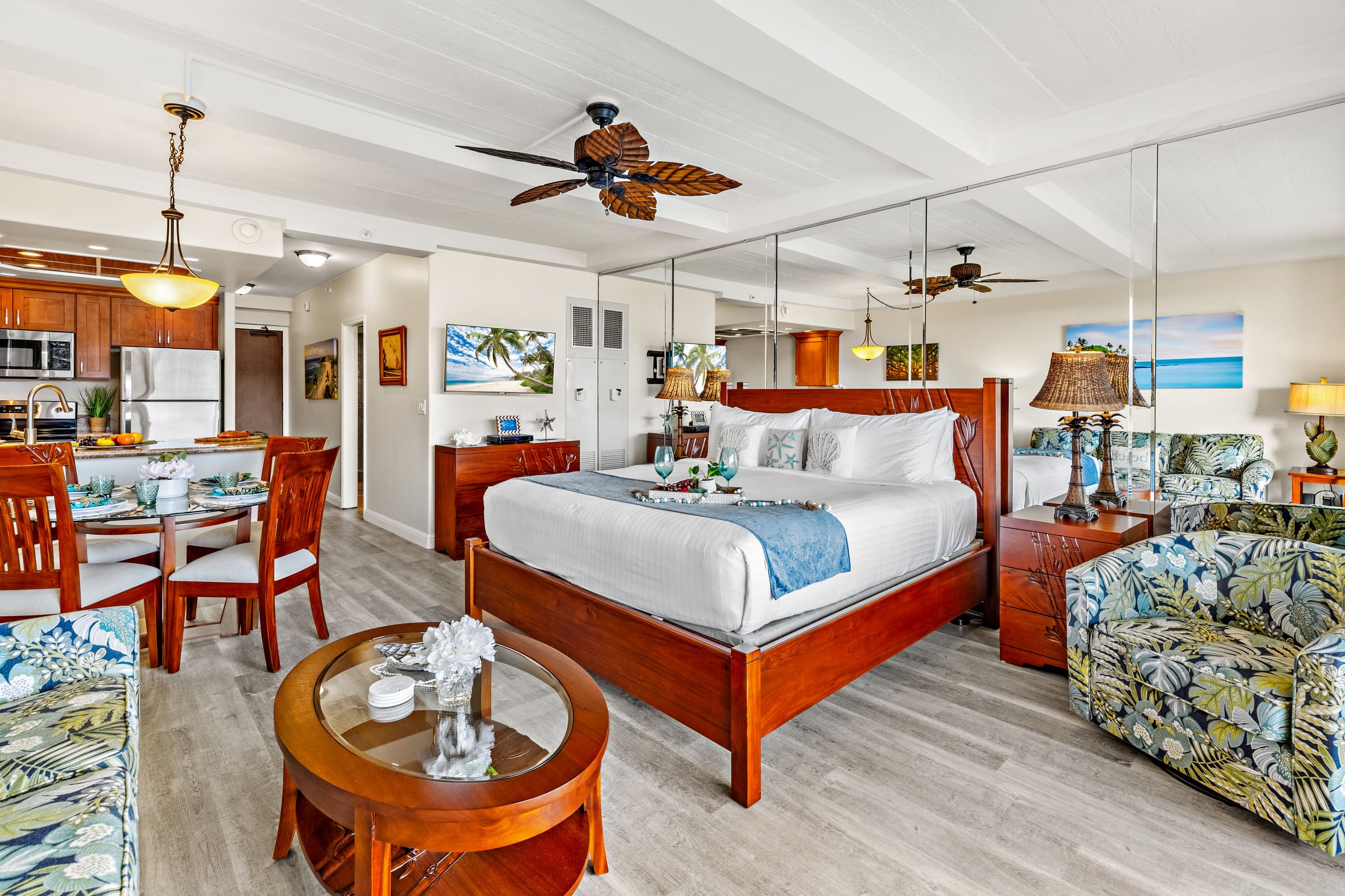 Ocean View steps from beach, dining, shopping 1113 - Image 9