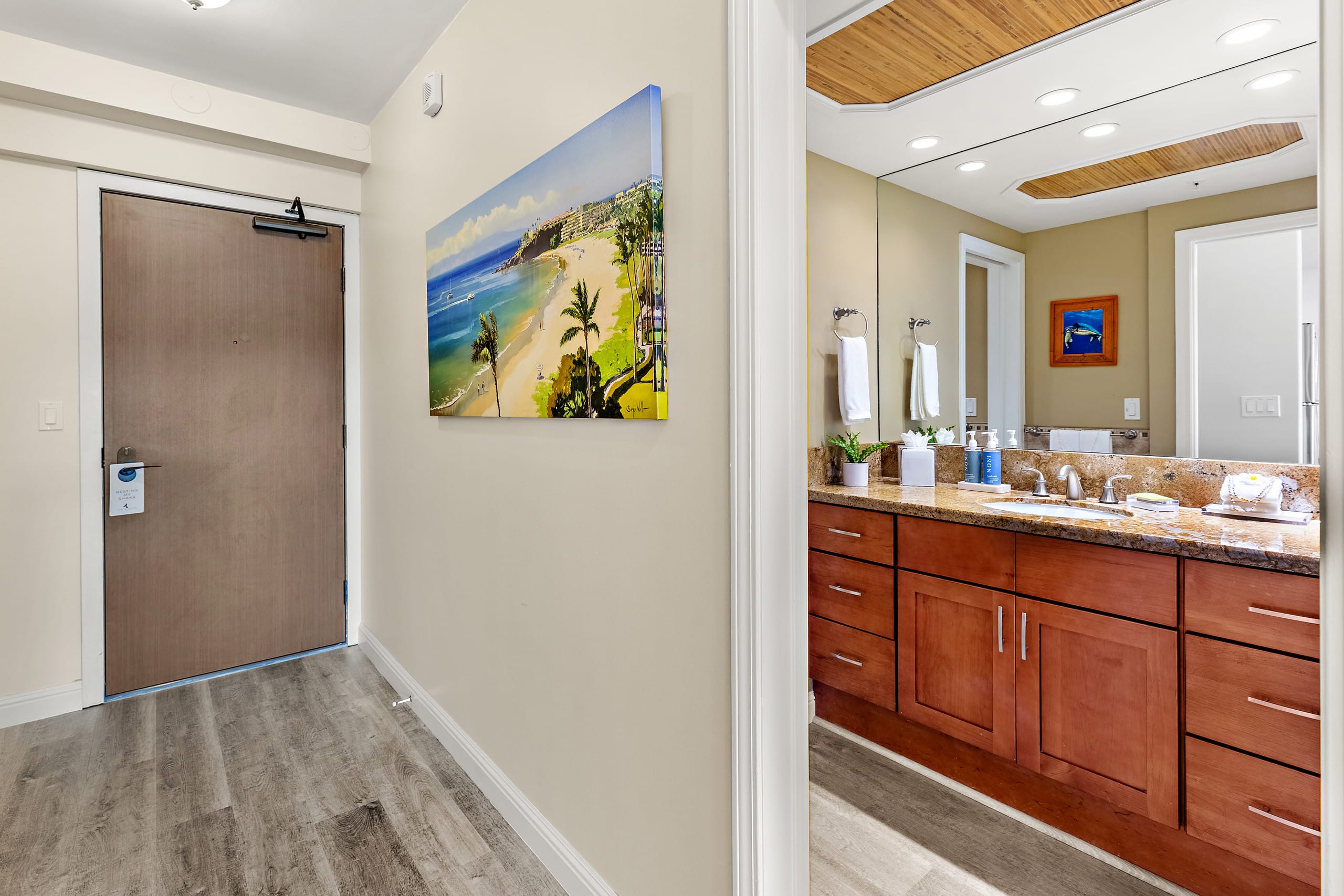 Ocean View steps from beach, dining, shopping 1113 - Image 25