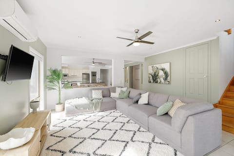 Sunset Cove Hideaway