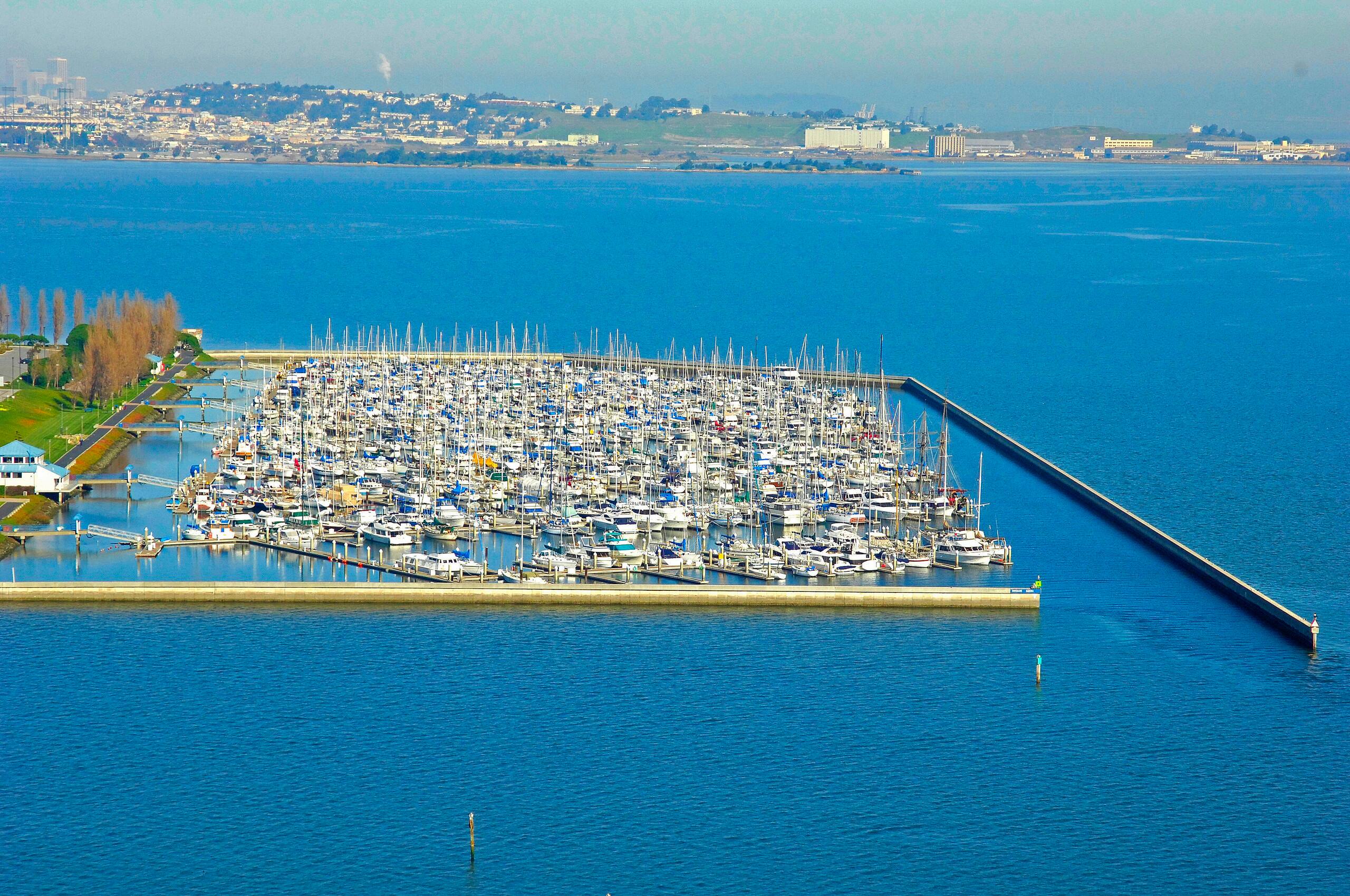 Hotel in South San Francisco · ★3.0 · 2 bedrooms · 2 private baths - Image 16