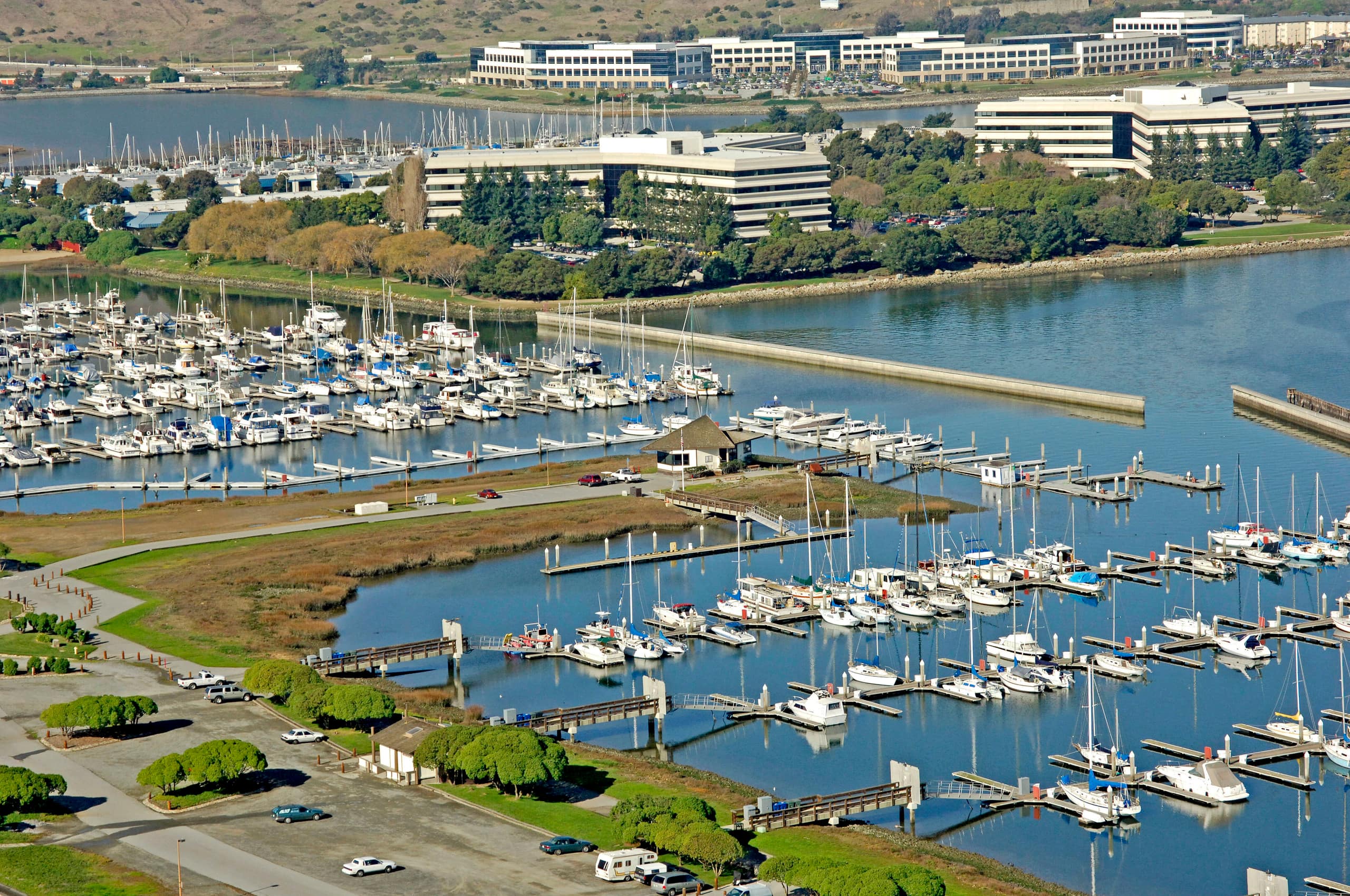 Hotel in South San Francisco · 3 bedrooms · 3 private baths - Image 15