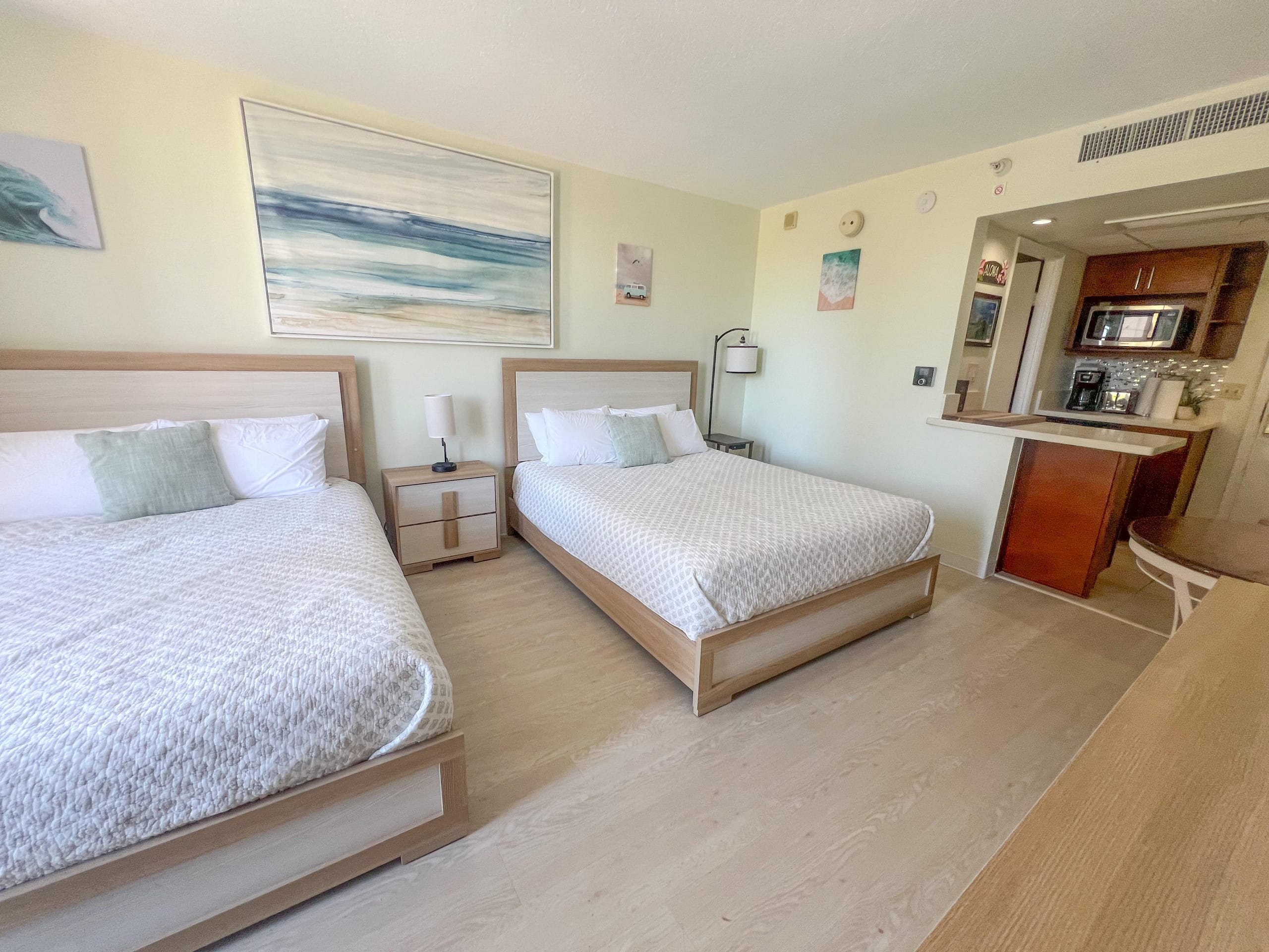 Aqua palms paradise studio | walk to beach - Photo 17