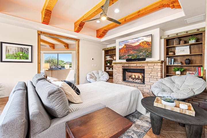 [Living Room 2] Convert the comfortable sectional in the secondary lounge into a sleeper bed for extra guests.