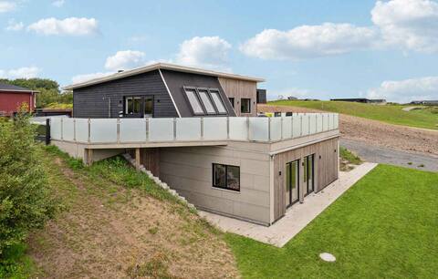 Lovely holiday home by Hostrup Beach