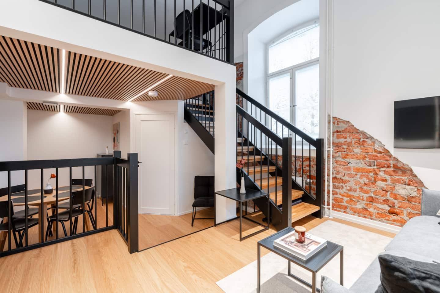 Uniikki & Moderni Loft-asunto Keskustan Lähellä 2