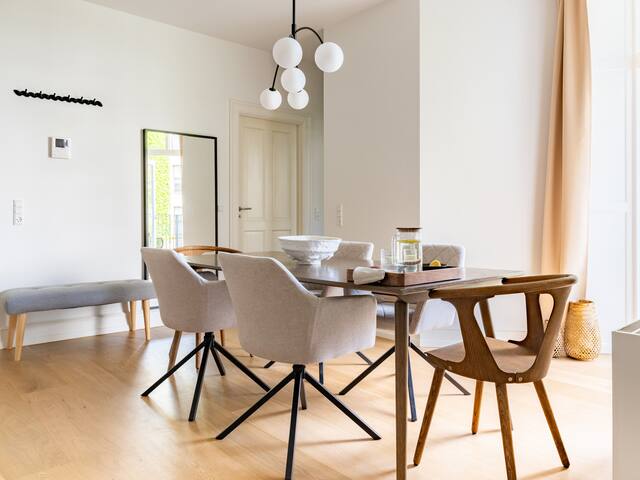 Sanders Shield – 3 bedroom apartment with balcony gallery image 4