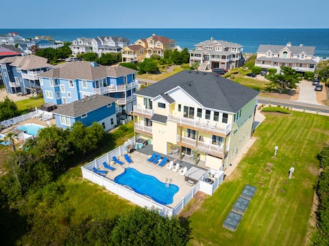 Semi-Oceanfront Retreat w/ Pool, Theater, Elevator