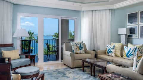 Ritz Carlton Residence Two bedroom Apartment