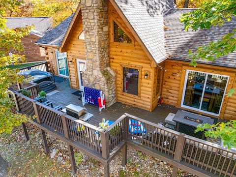 Luxury Cabin Vibes • Walk to Thunder Ridge