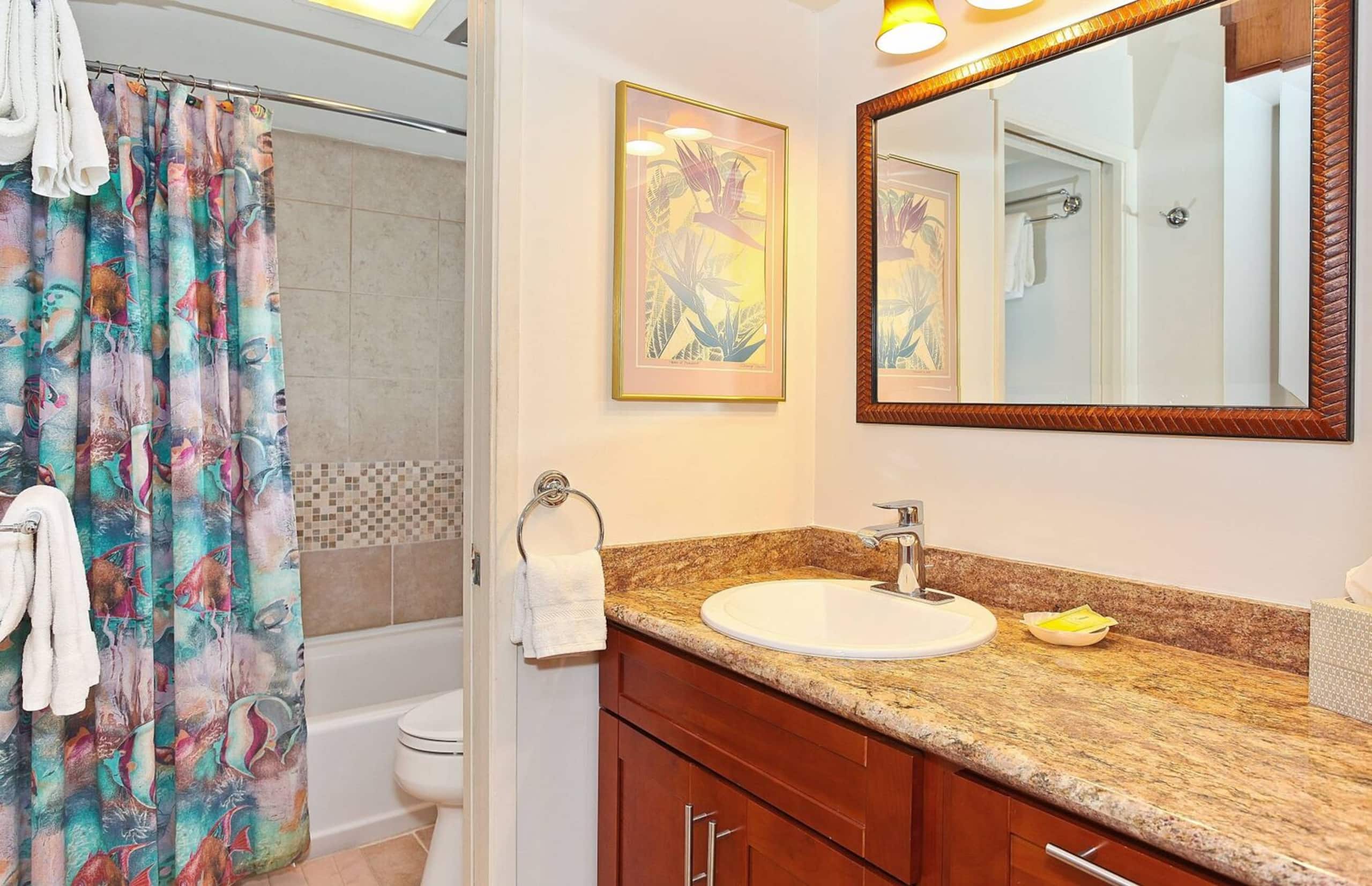 Condo in Honolulu · ★4.8 · 1 bedroom · 3 beds · 1 private bath - Image 10