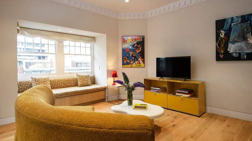 The Green Room gallery image 3