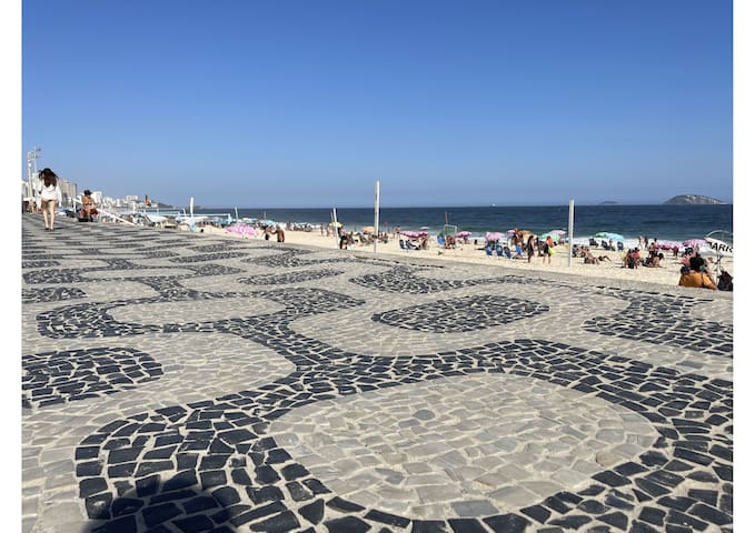 Elegant Apt Steps from the Beach – BestHostRio