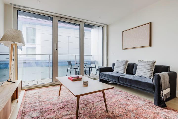 Blueground | Nine Elms, Doorman, Furnished - Chelsea