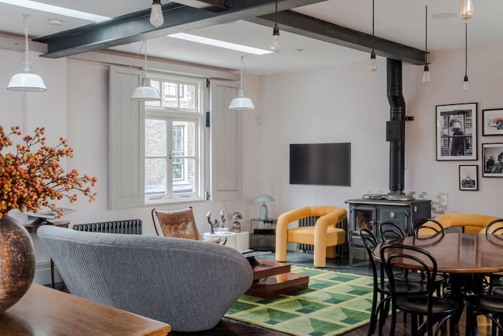 The Shard-View Shindig – Borough – by Frankie Says