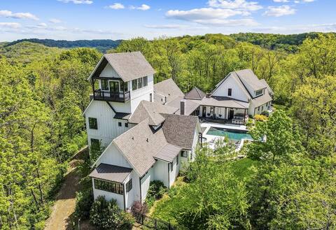 Above Nashville Eagle's View | Pool&Spa I Sauna&Co