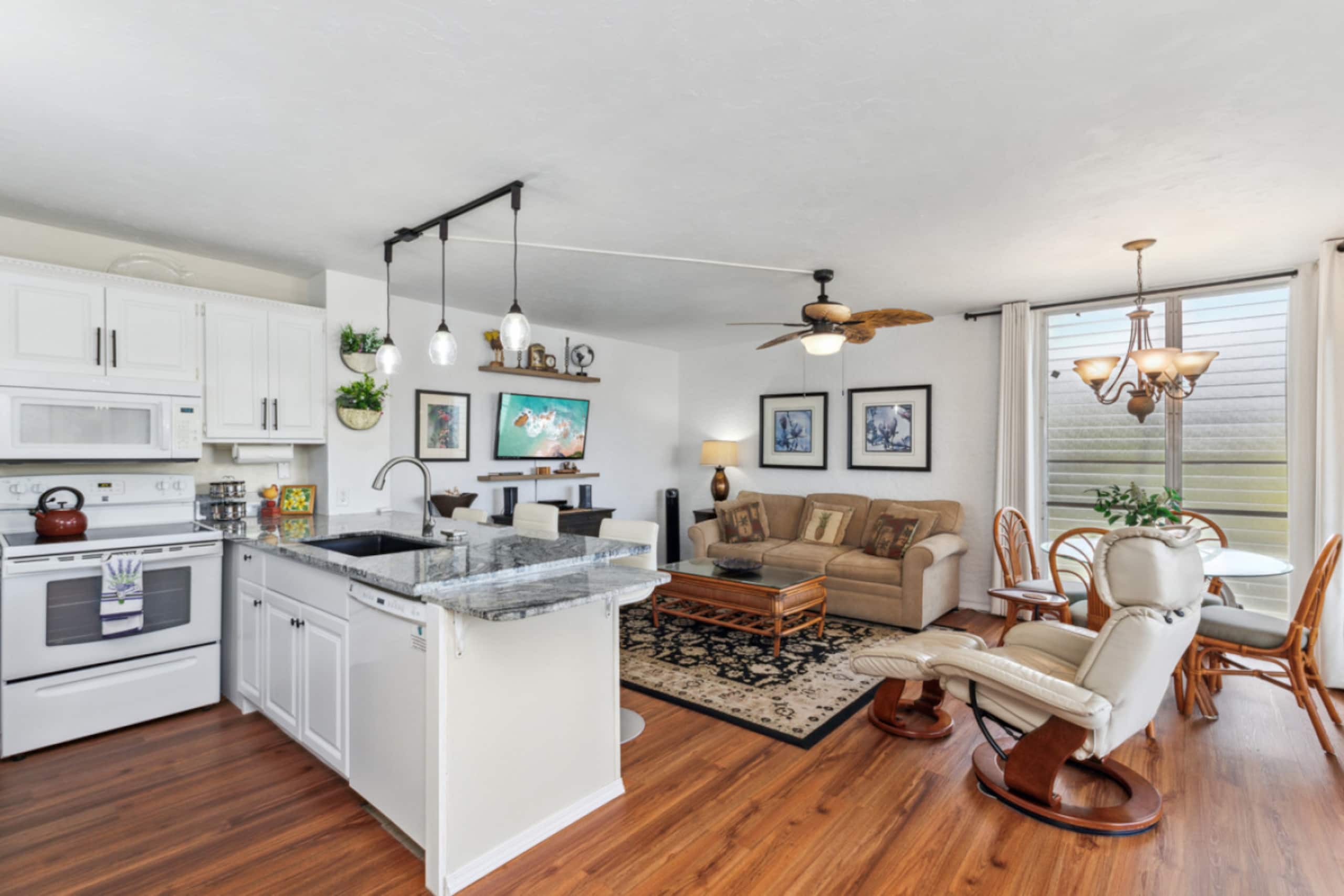 Condo in Kailua-Kona · ★4.74 · 1 bedroom · 2 beds · 1 bath - Image 3