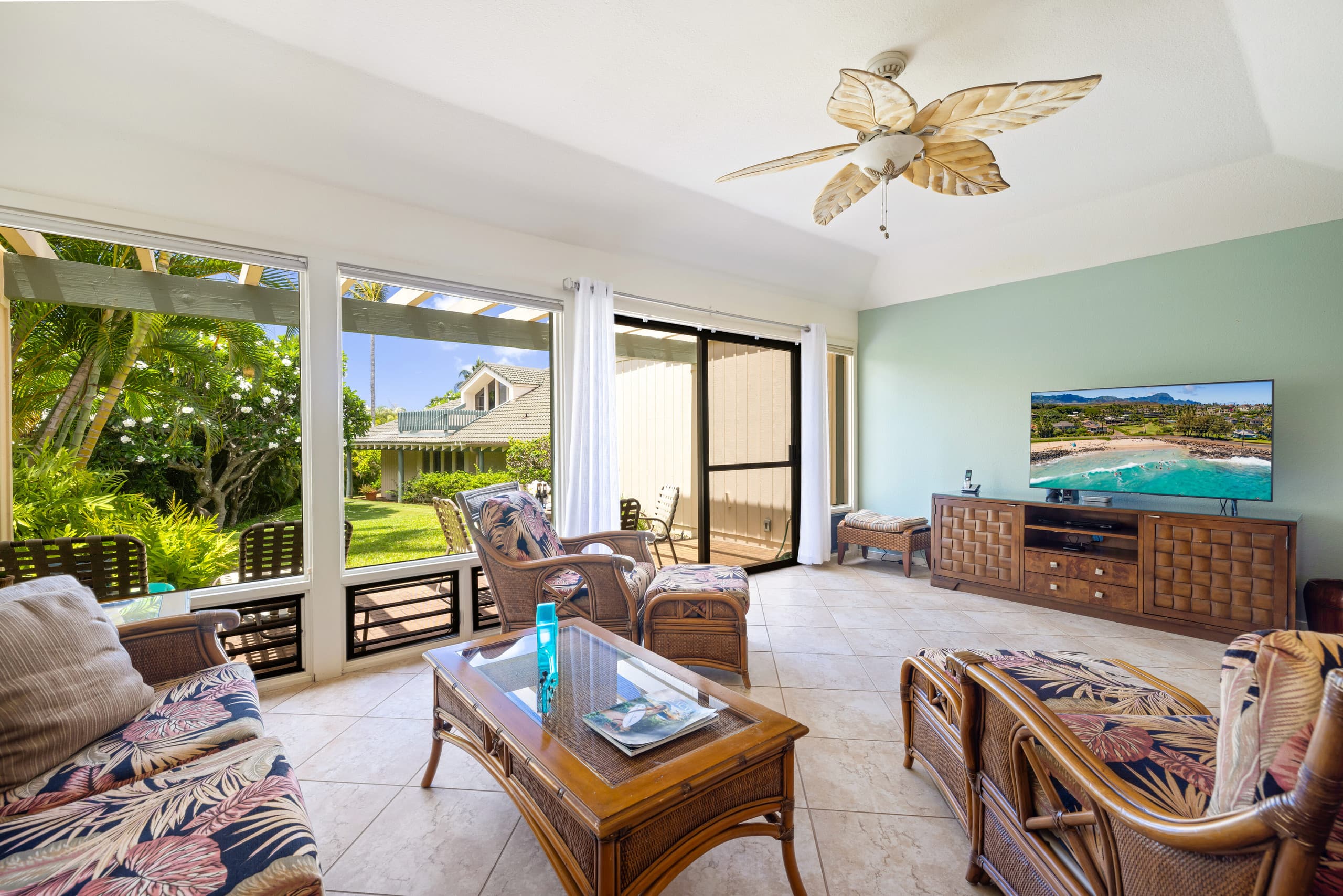 Condo in Koloa · ★4.9 · 1 bedroom · 2 beds · 1.5 baths - Image 9