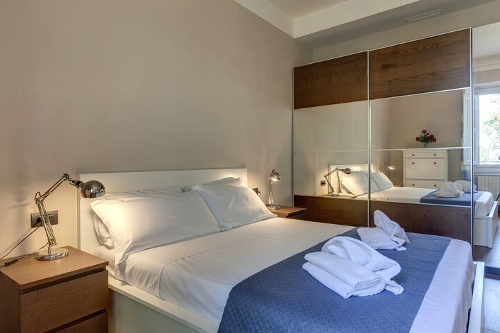 Ridolfi Apartment by Mamo Florence gallery image 2