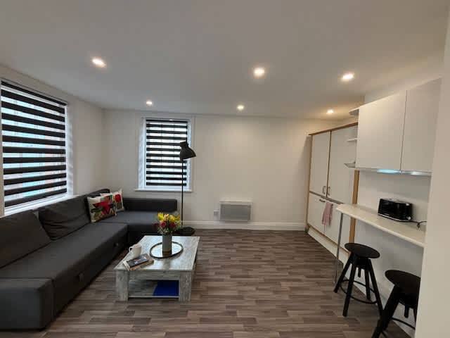 Soho Loft – Apt 2 by Indigo Flats gallery image 3