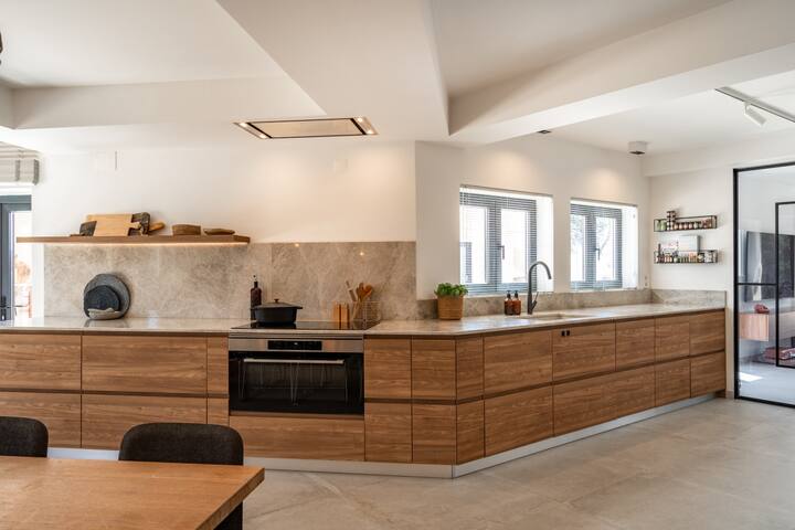 Luxurious Wine Country Villa – Near Lisbon gallery image 4