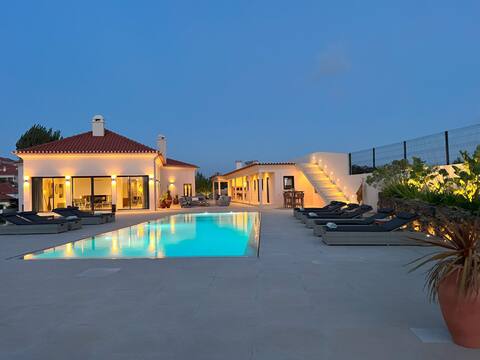Luxurious Wine Country Villa - Near Lisbon