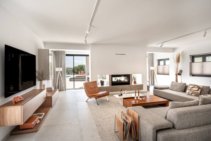 Luxurious Wine Country Villa – Near Lisbon gallery image 5