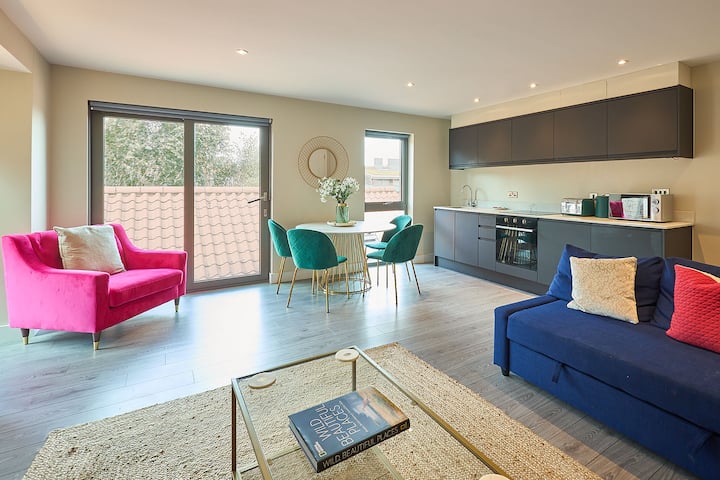 Host & Stay | The Hideaway - York
