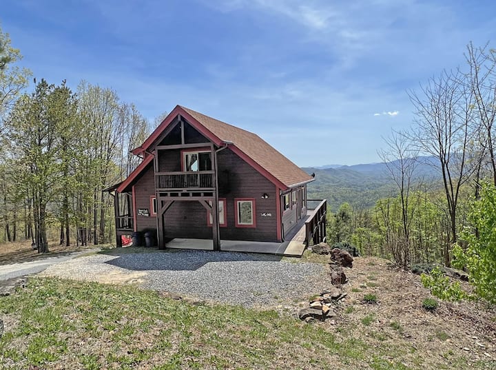 High Haven | Smoky Mnt Cabin W/ Stunning View! - Bryson City, NC