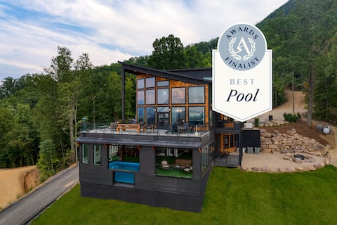 Iconic Views • Pool • Hot Tub | Skyline Sanctuary