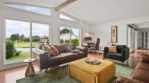 Chic Mid-Century Modern Retreat: Steps from Beach