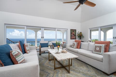 Luxurious Villa, Sunset & Harbor Views, Huge Pool!