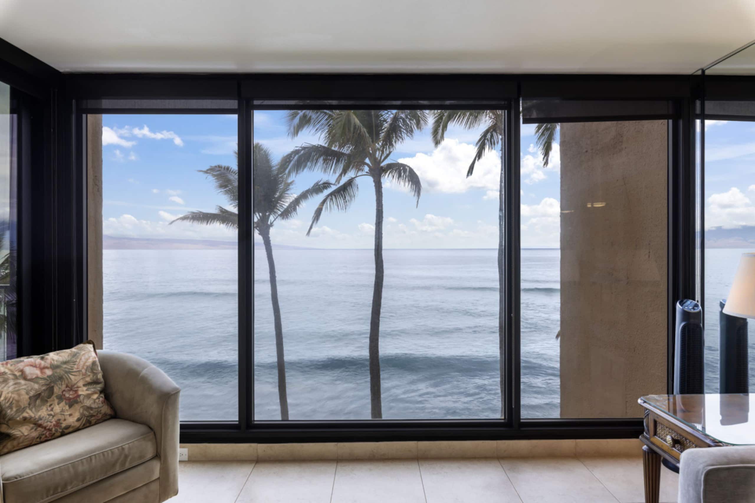 Condo in Lahaina · ★4.9 · 1 bedroom · 2 beds · 2 baths - Image 8