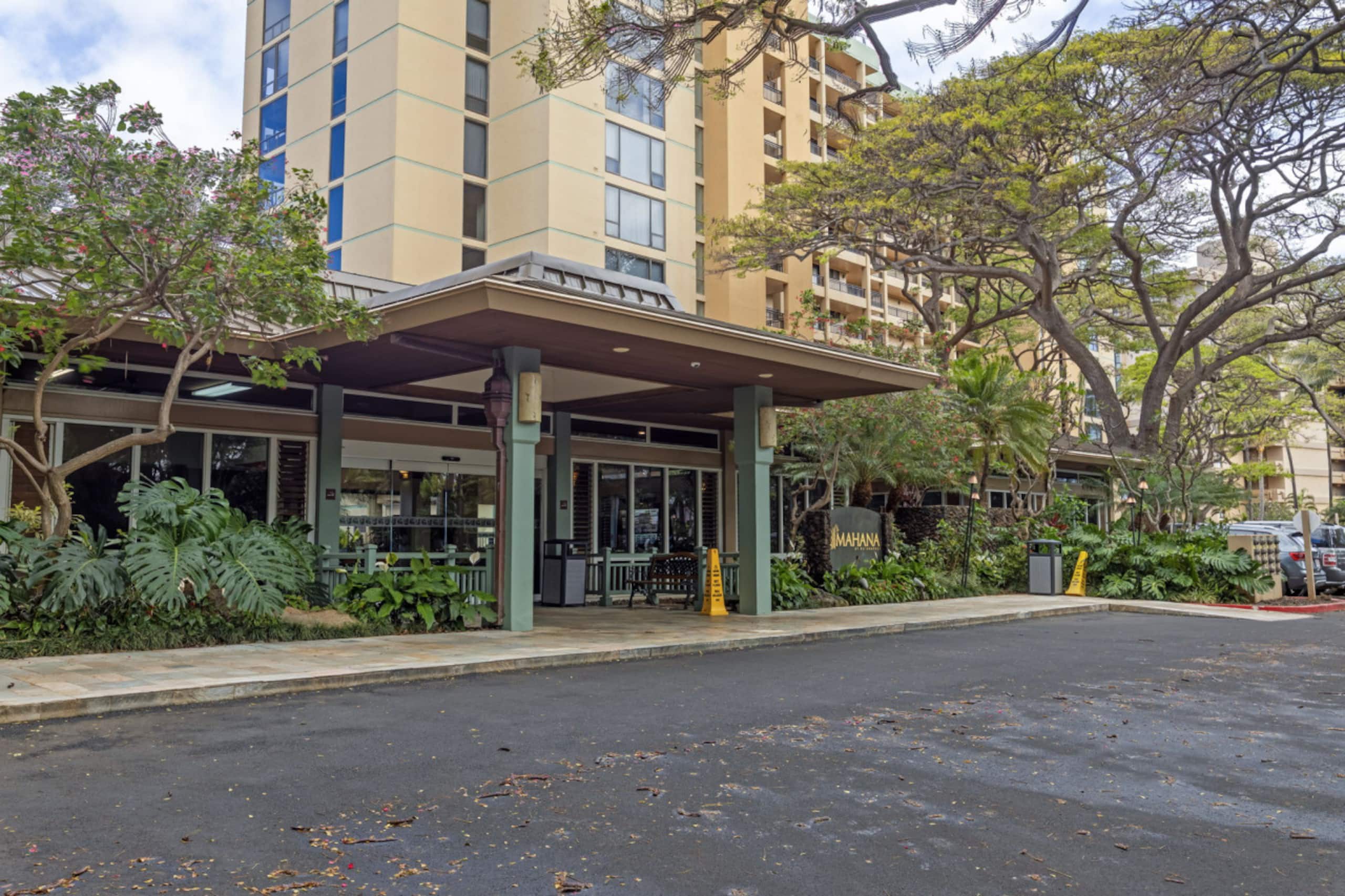 Condo in Lahaina · ★4.9 · 1 bedroom · 2 beds · 2 baths - Image 34