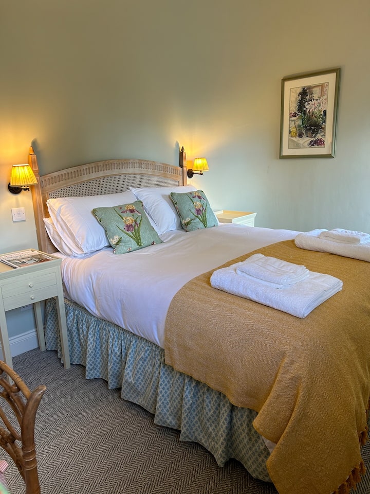 חדר שינה 2 (מיטת קינג סייז)