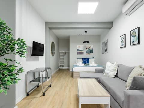 Propiedad de Airbnb exitosa: Charming Lucero, Studio Apartment i en Latina