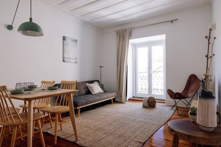 Bica Houses - Tram And River Vibes Apartment - Lisbon