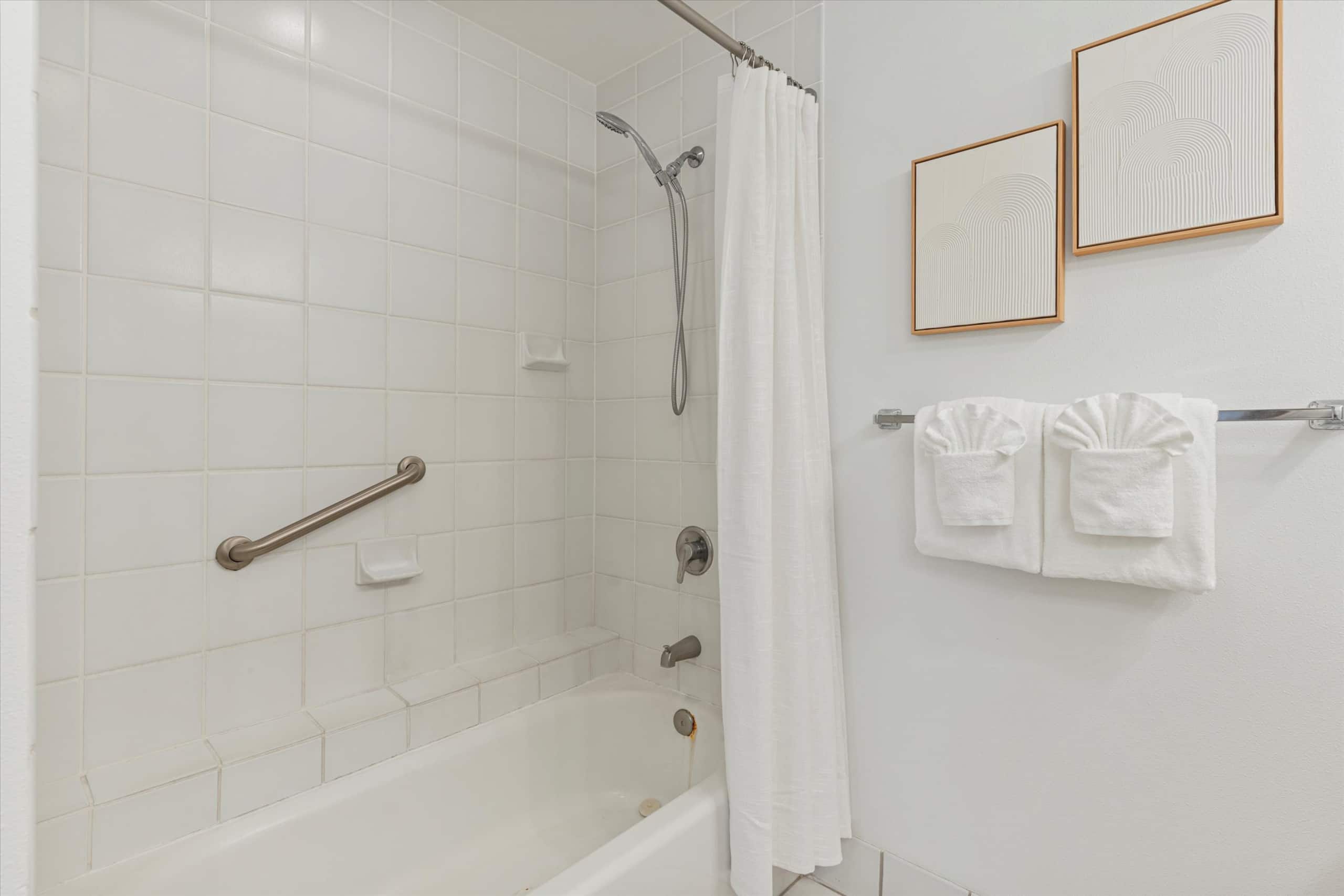 Condo in Kihei · ★4.82 · 1 bedroom · 2 beds · 2 shared baths - Image 29